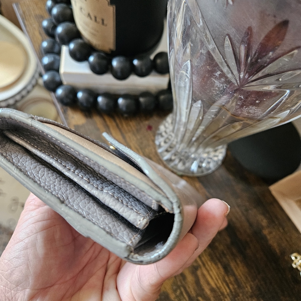 Chloe Envelope Wallet - Picture 11 of 11